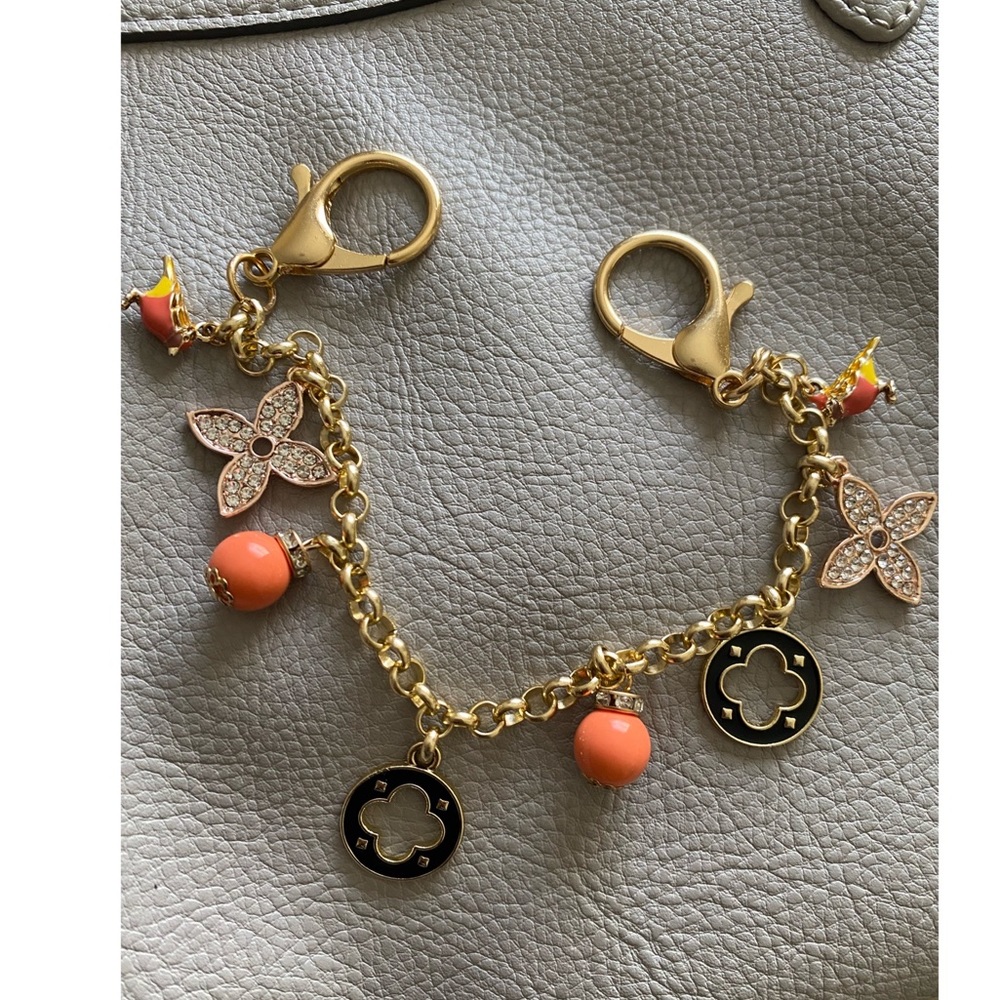 Chain charm for  purses